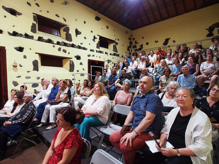 FHE_Recital de poesía