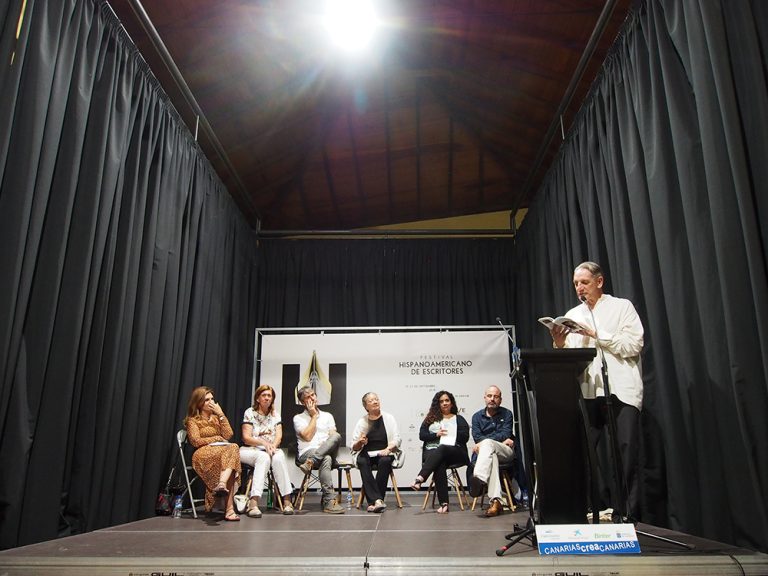 Valeria Correa Fiz, Cecilia Domínguez Luis, Ricardo Hernández Bravo, Elsa López, Alba Sabina Pérez, Ernesto Pérez Zúñiga y Alberto Ruy Sánchez.