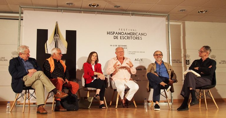 Gonzalo Celorio, Luis León Barreto, Mónica Lavín, J.J. Armas Marcelo, Carlos Franz y Alberto Ruy Sánchez