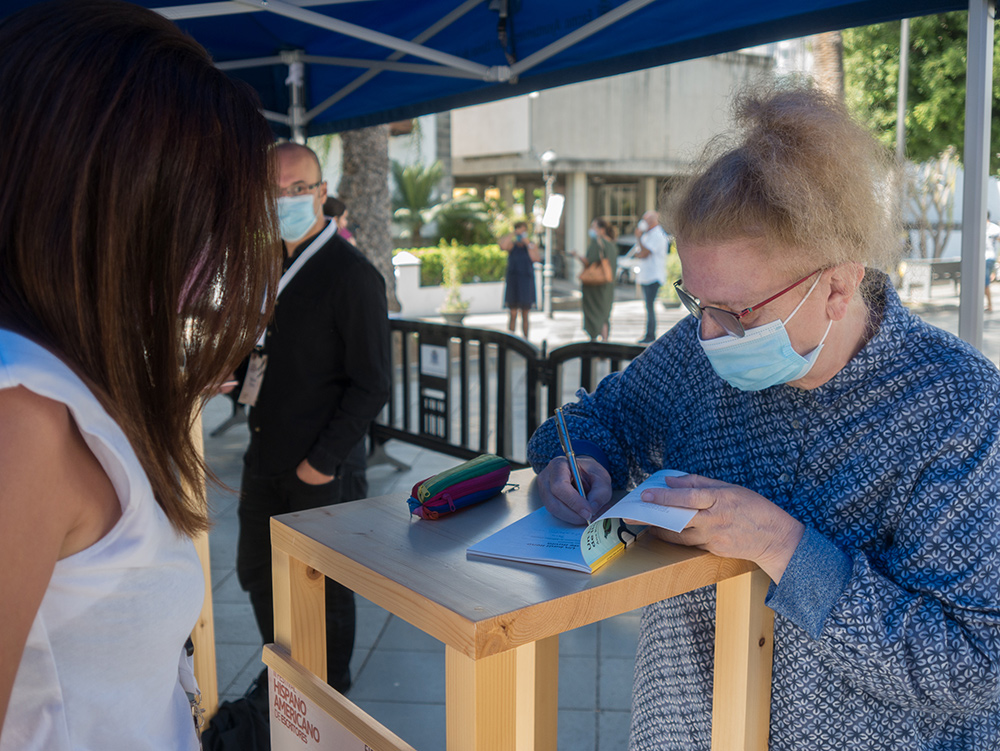 firma_poetas_hispanoamericano_de_escritores_2020