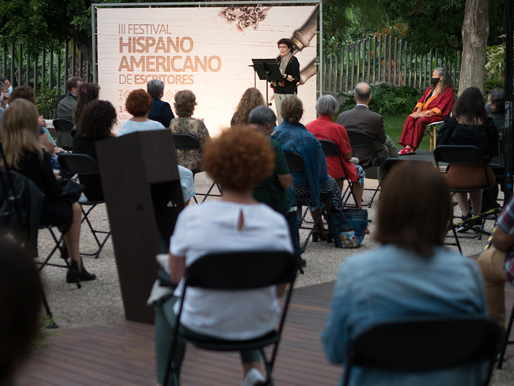 recital-de-bienvenida_hispanoamericano_de_escritores_2020-13