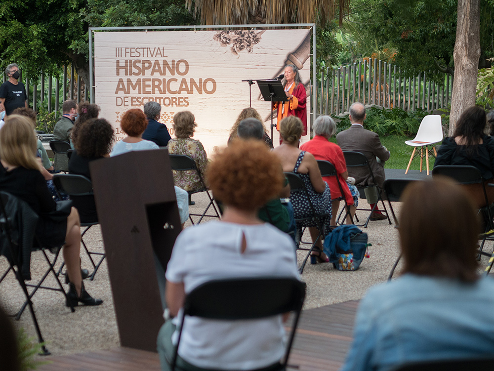 recital-de-bienvenida_hispanoamericano_de_escritores_2020-8