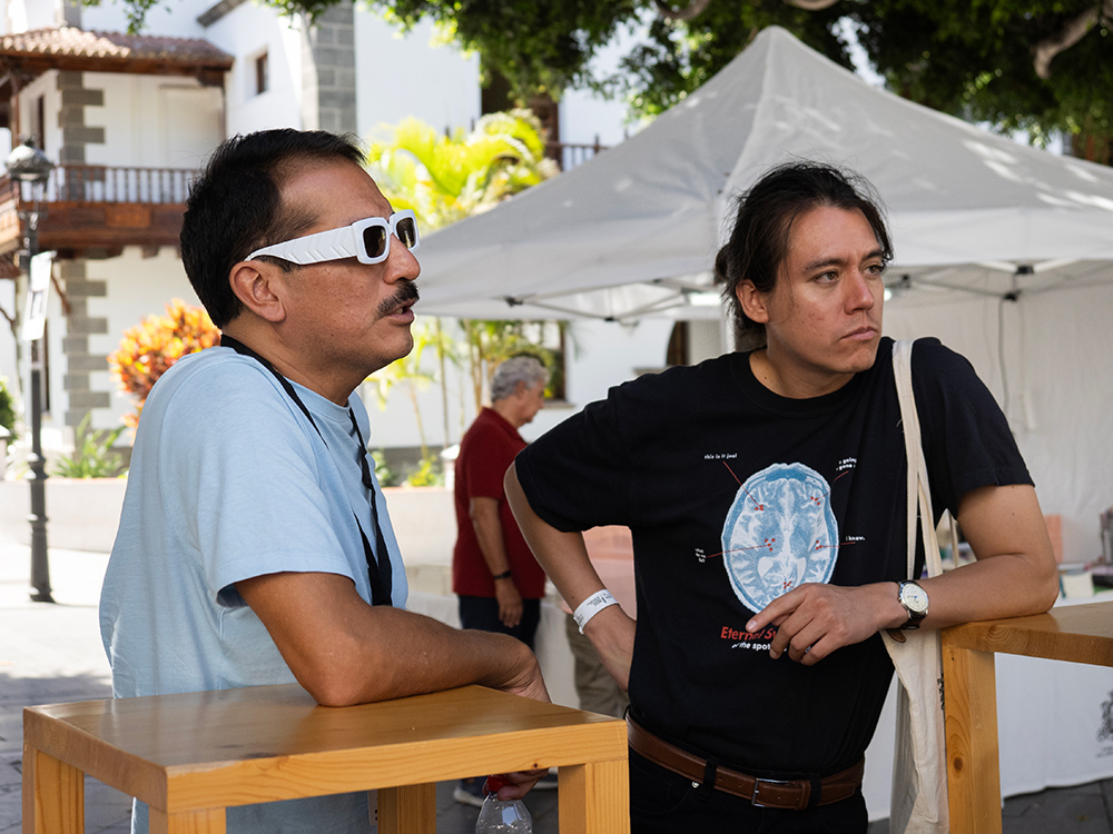 _9300252-copy